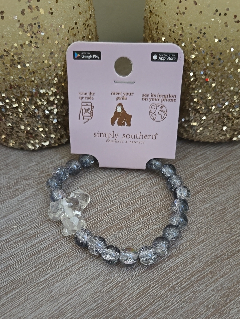 NWT Simply Southern Gray Crackle Beaded Tracker Bracelet with Clear Gorilla